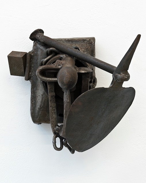 Melvin Edwards sculpture "Tayali Ever Ready (Homage to Henry Tayali)" from the collection of National Gallery of Art.