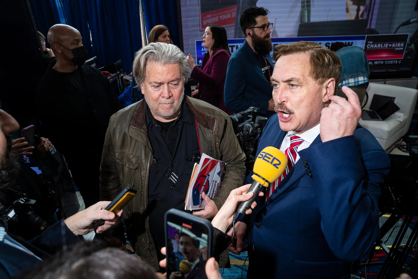 Supreme Court sides with Steve Bannon in bid to dismiss Jan. 6 conviction - The Washington Post