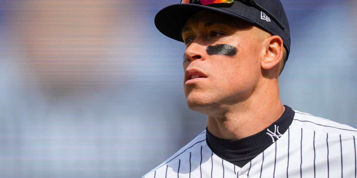 Aaron Judge honors former teammate Brett Gardner at Yankees home opener