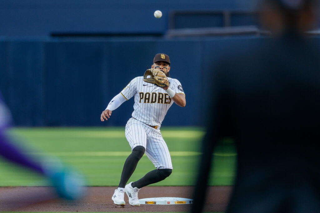 NL West Notes: Tatis, Arraez, Hentges, Snell, Edman