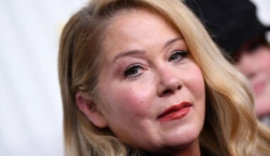 Actress Christina Applegate reportedly has been hospitalized since late March – Chicago Tribune