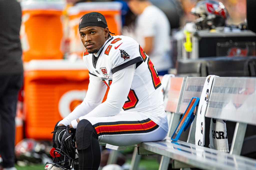 Buccaneers safety Shilo Sanders (28) looks on during a NFL preseason football game between the Tampa Bay Buccaneers and Pittsburgh Steelers on August 16, 2025 