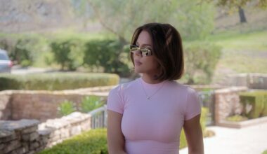 Khloé Kardashian Launches Reality Series ‘The Girls’ On Hulu