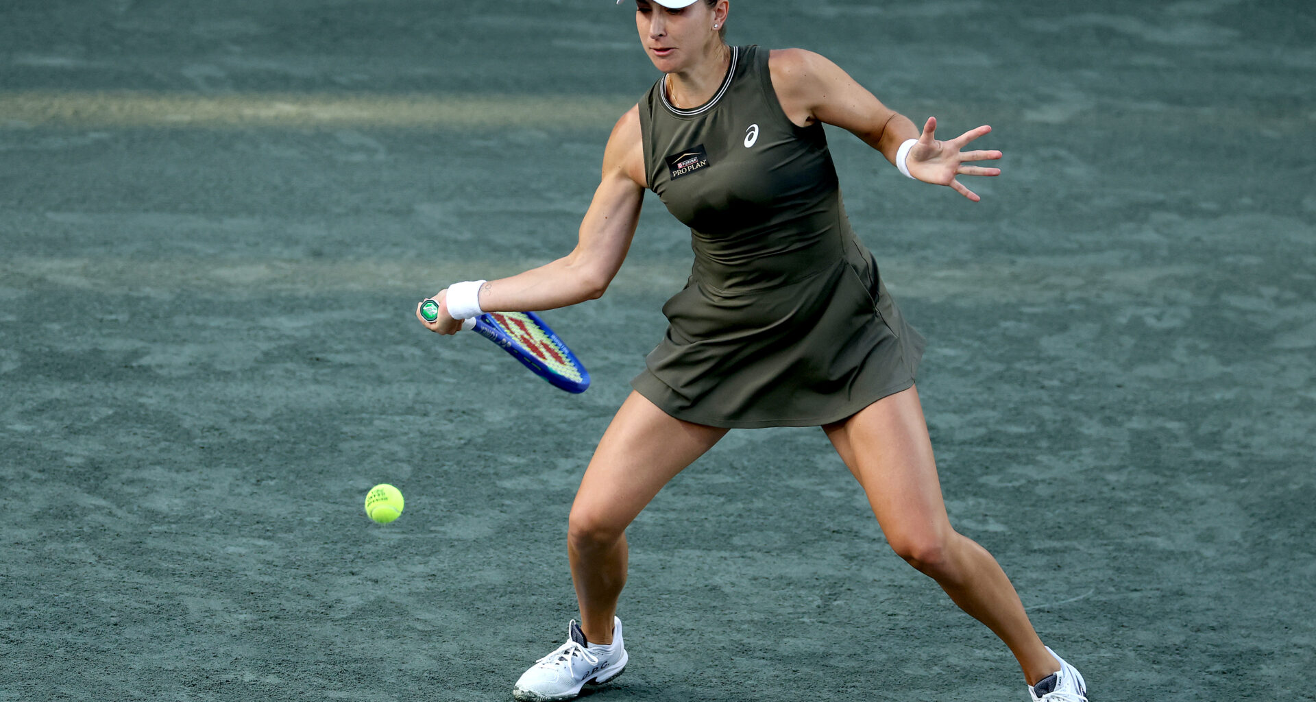 Bencic scores three-set win over Yastremska in Charleston second round - WTA Tennis