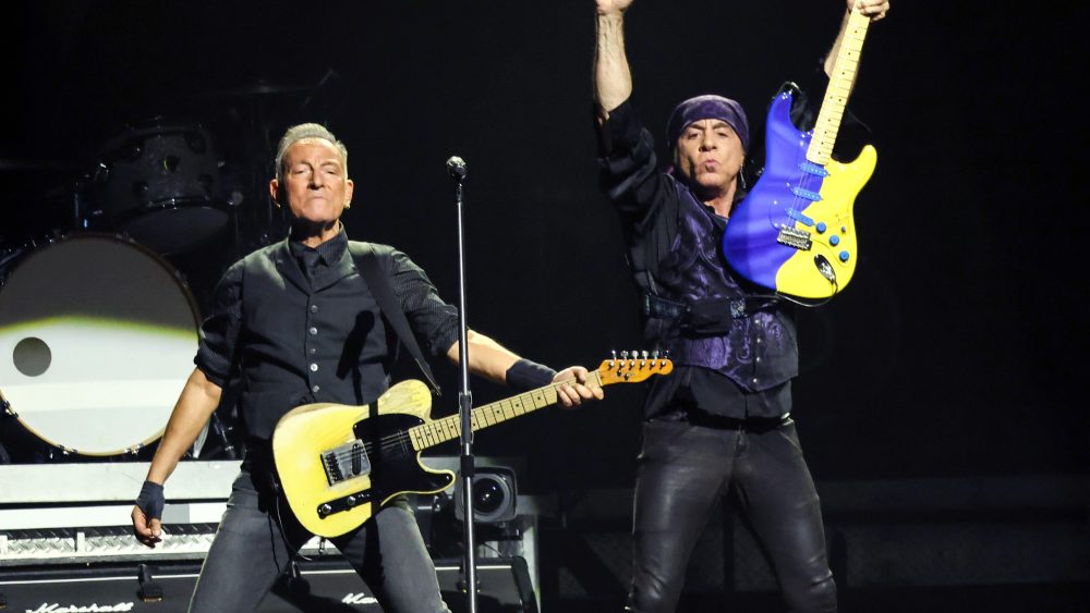 Bruce Springsteen Opens 'Land of Hope and Dreams'' Tour: Concert Review