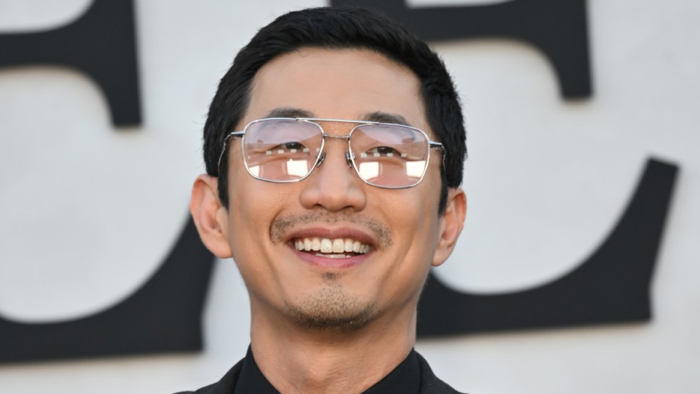 Beef Creator Lee Sung Jin Honored to Be Working on X-Men Reboot Script