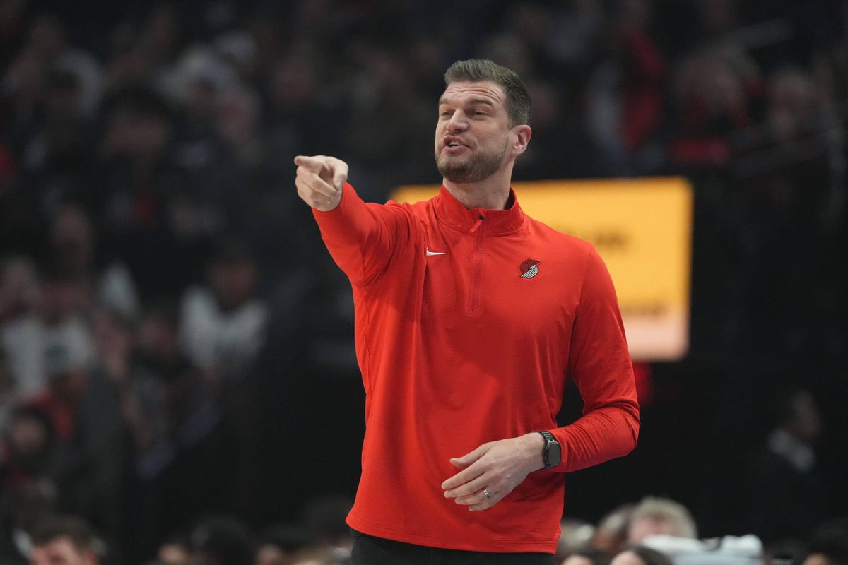 Tiago Splitter ‘just trying to be a pro’ as Trail Blazers pursue other coach candidates