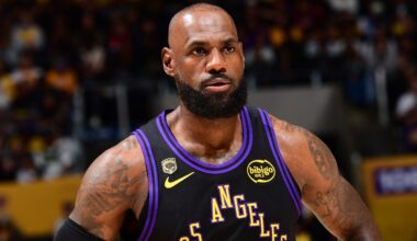 3 things to watch in Rockets-Lakers Game 2