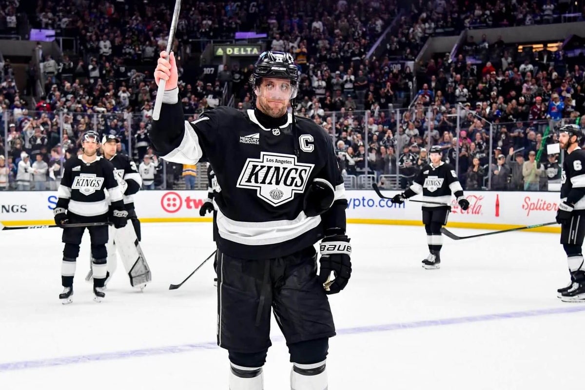 NHL names Lady Byng Trophy finalists: Kopitar challenged by Caufield, Sanderson