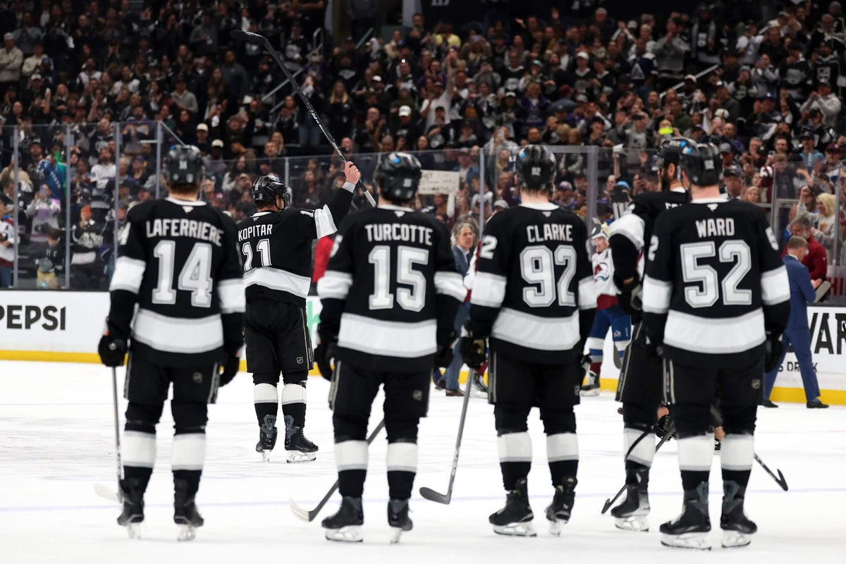 What the L.A. Kings are doing isn’t working. Is it time to start over?