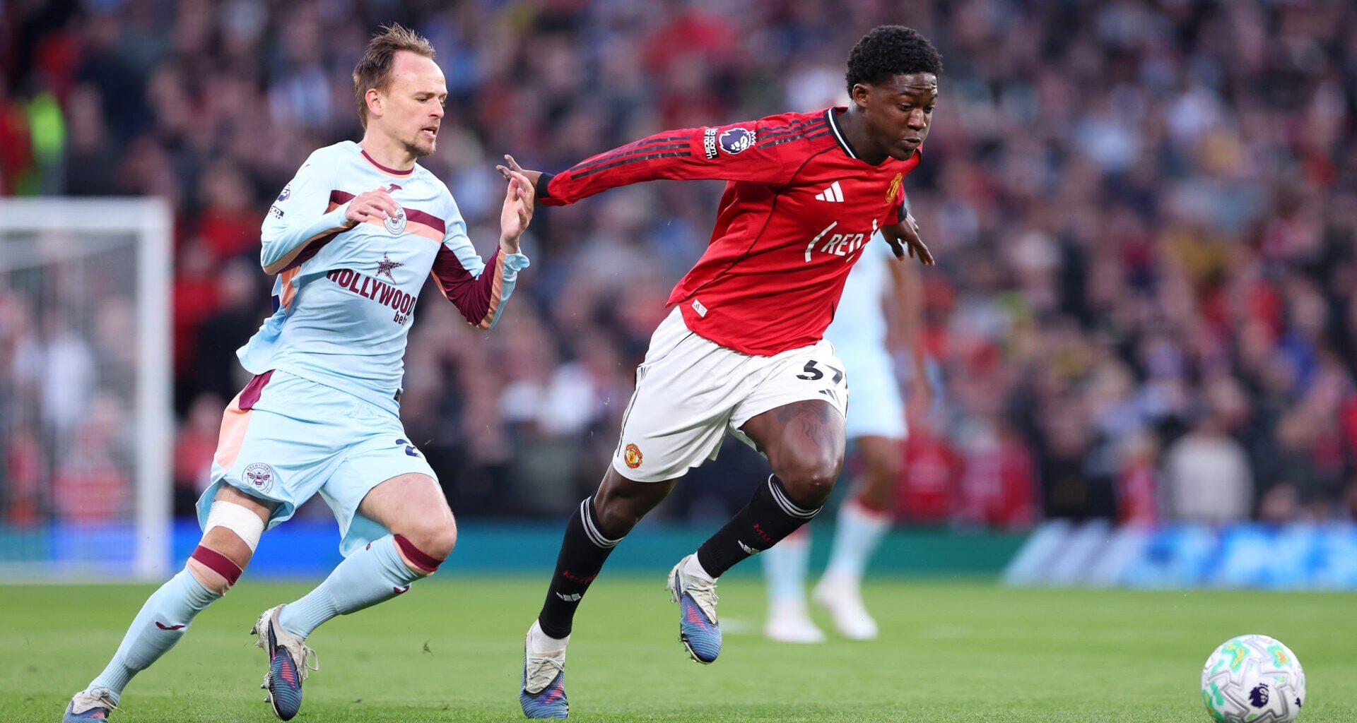 Harry Maguire says Kobbie Mainoo was 'incredible' vs Brentford, and there's a 'crazy' element he can't understand
