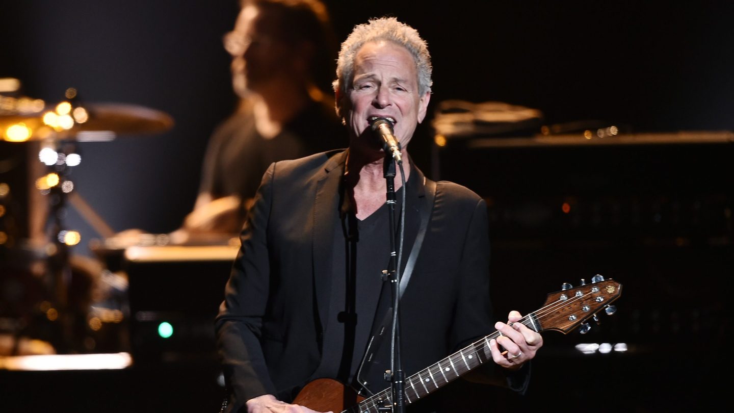 Lindsey Buckingham Attacked by Woman in Santa Monica (Reports)