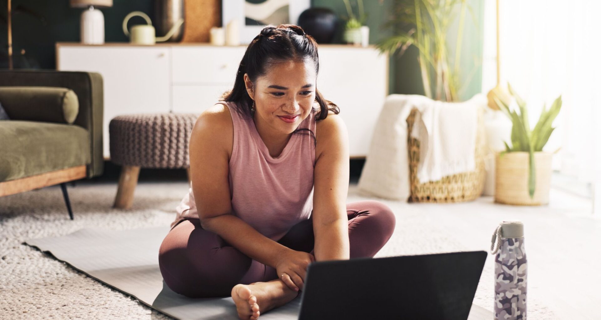 All you need is three minutes and this beginner routine to start enjoying the benefits of Pilates, according to a certified instructor