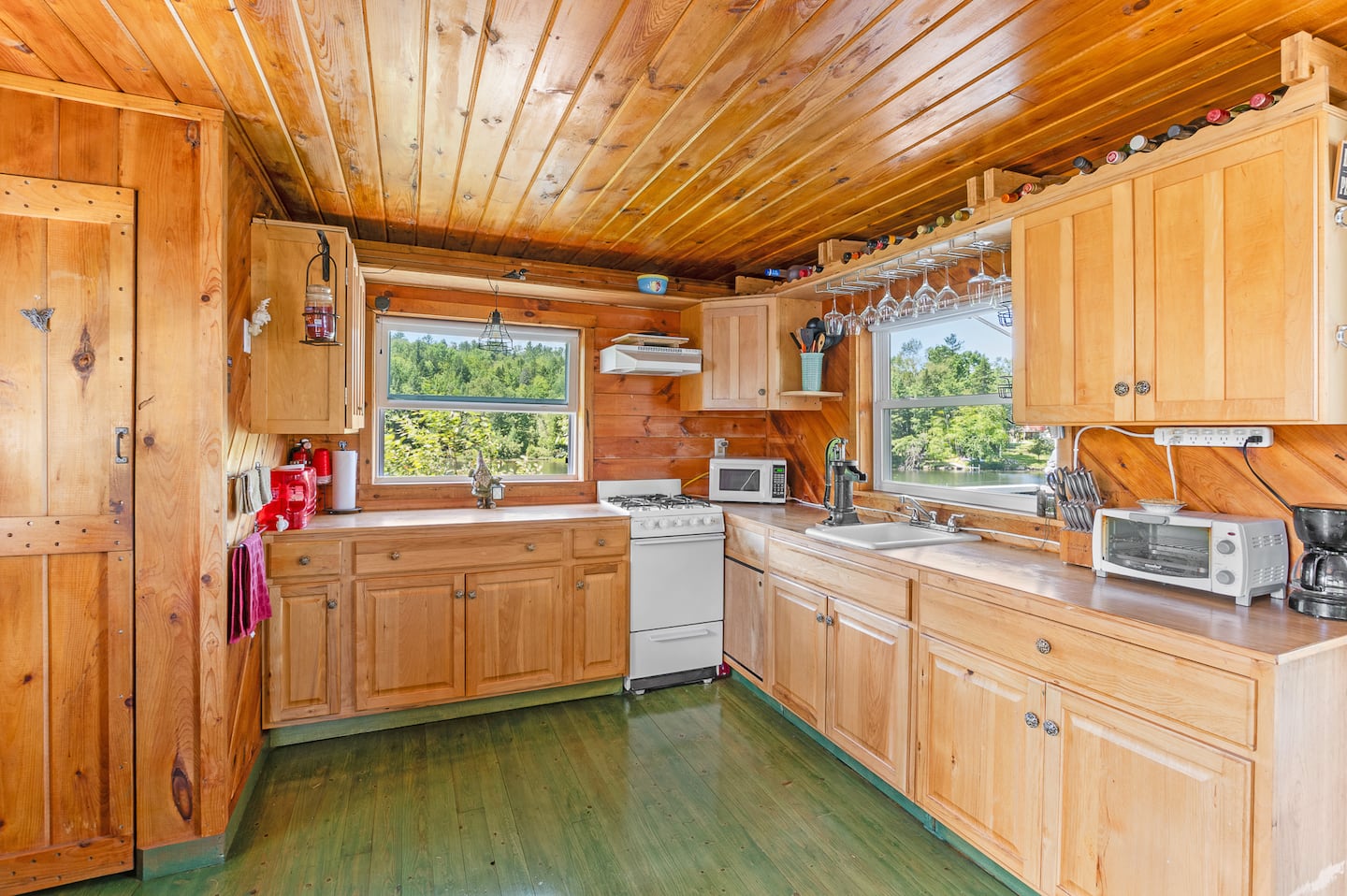 The kitchen at 1 Nay Pond Island.