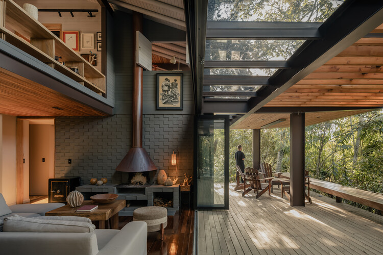 Renovation of the Mountain House  AC. / DARP - De Arquitectura y Paisaje - Interior Photography, Living Room, Wood, Beam, Chair, Deck