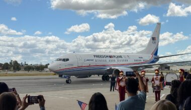 USC museum welcomes National Archives’ Freedom Plane tour