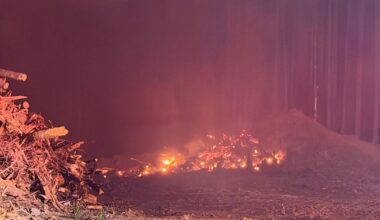 Brush fires burn across central NC as breezy, dry conditions persist :: WRAL.com