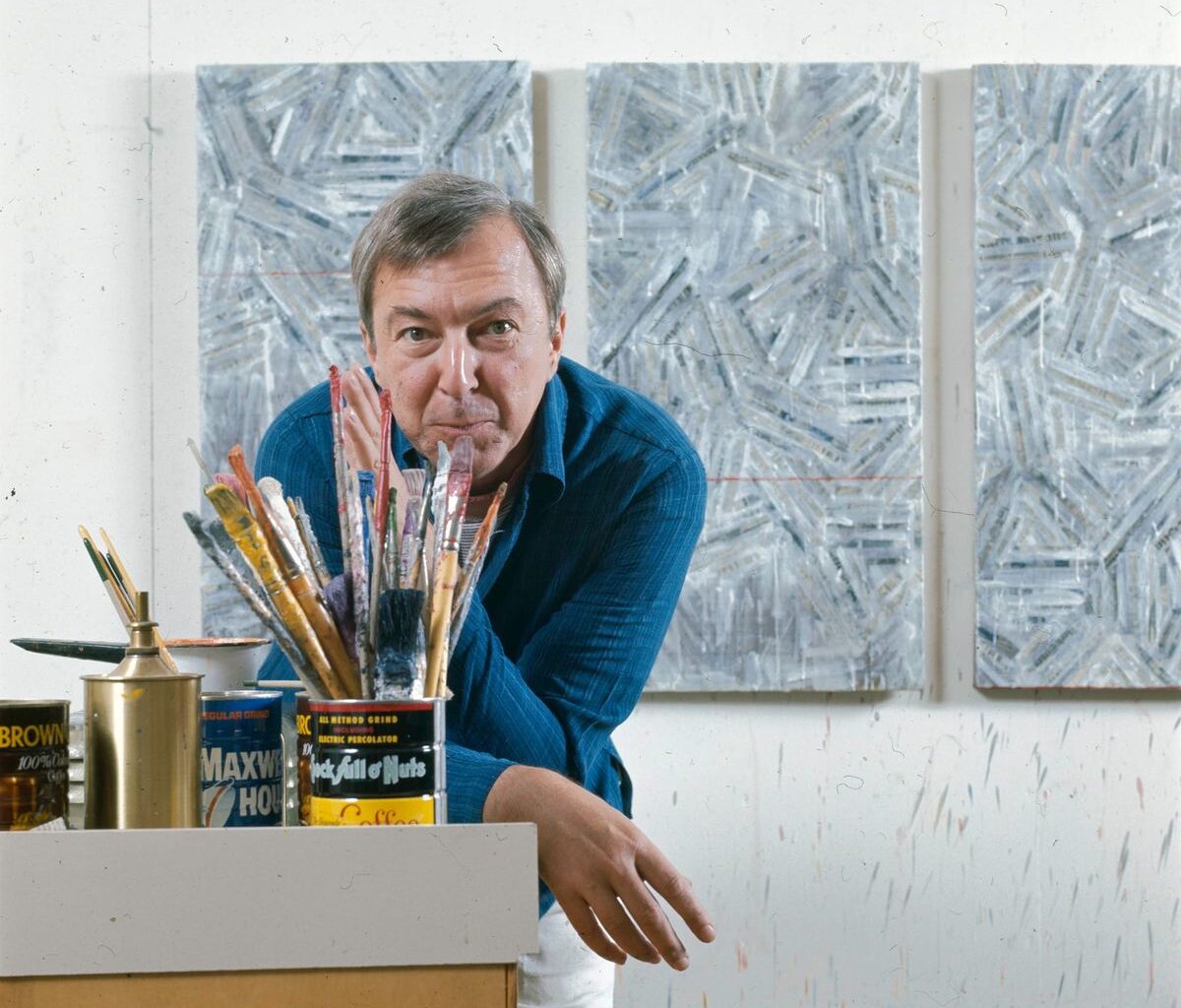 Jasper Johns Keeps Looking