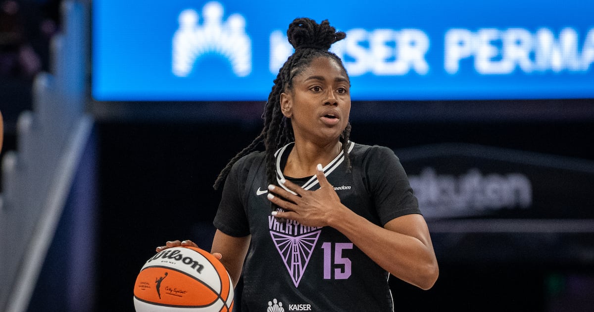 Golden State Valkyries sign free agent Tiffany Hayes to one-year contract