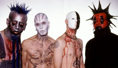 Mudvayne in 2001