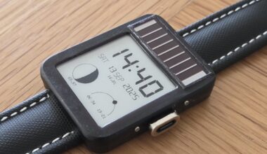 LightInk - solar-powered E-ink watch