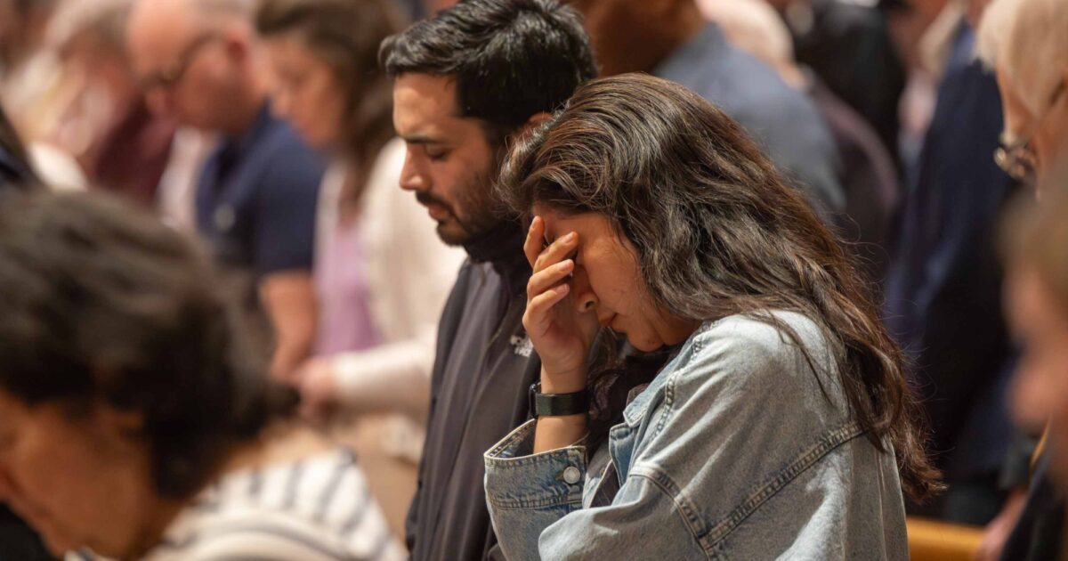 At Vigil for Peace, Washington archbishop encourages people to pray and advocate for an end to the United States’ war with Iran