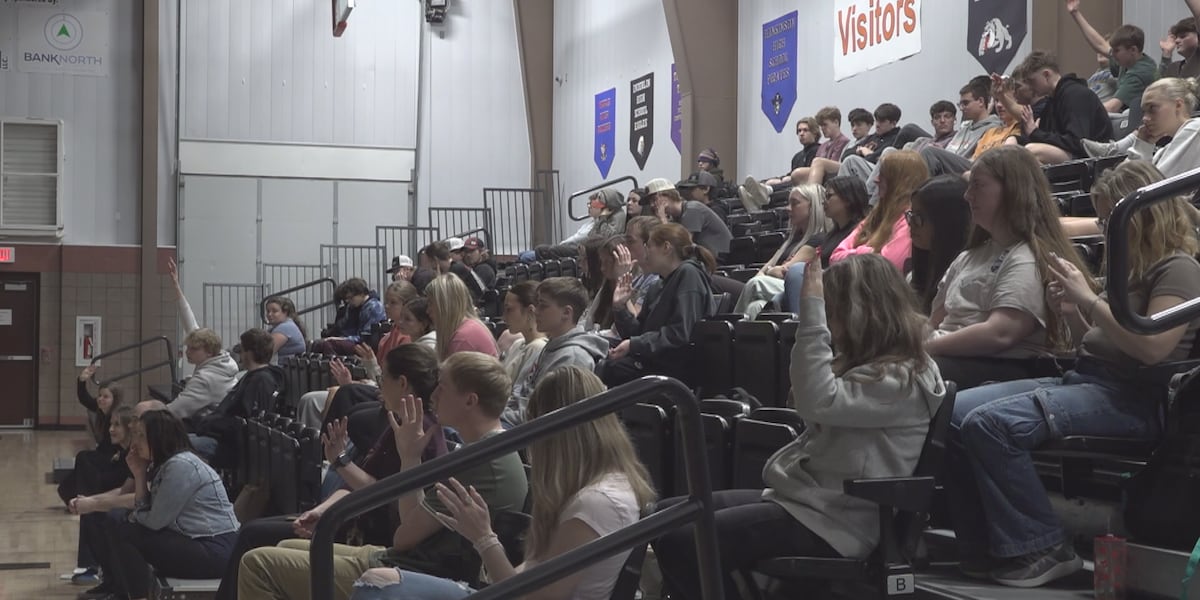 Oakes students speak out on mental health