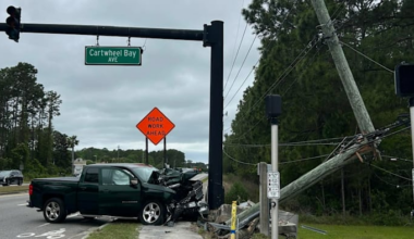 Crash with injuries closes CR-210 in St. Johns County west of St. Johns Parkway