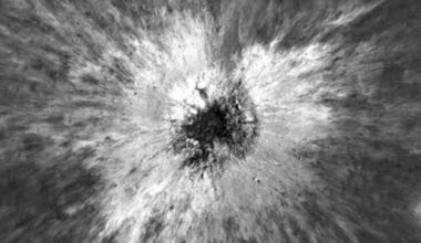 Giant New Moon Scar Is a Once-in-a-Century Crater, Scientists Discover : ScienceAlert
