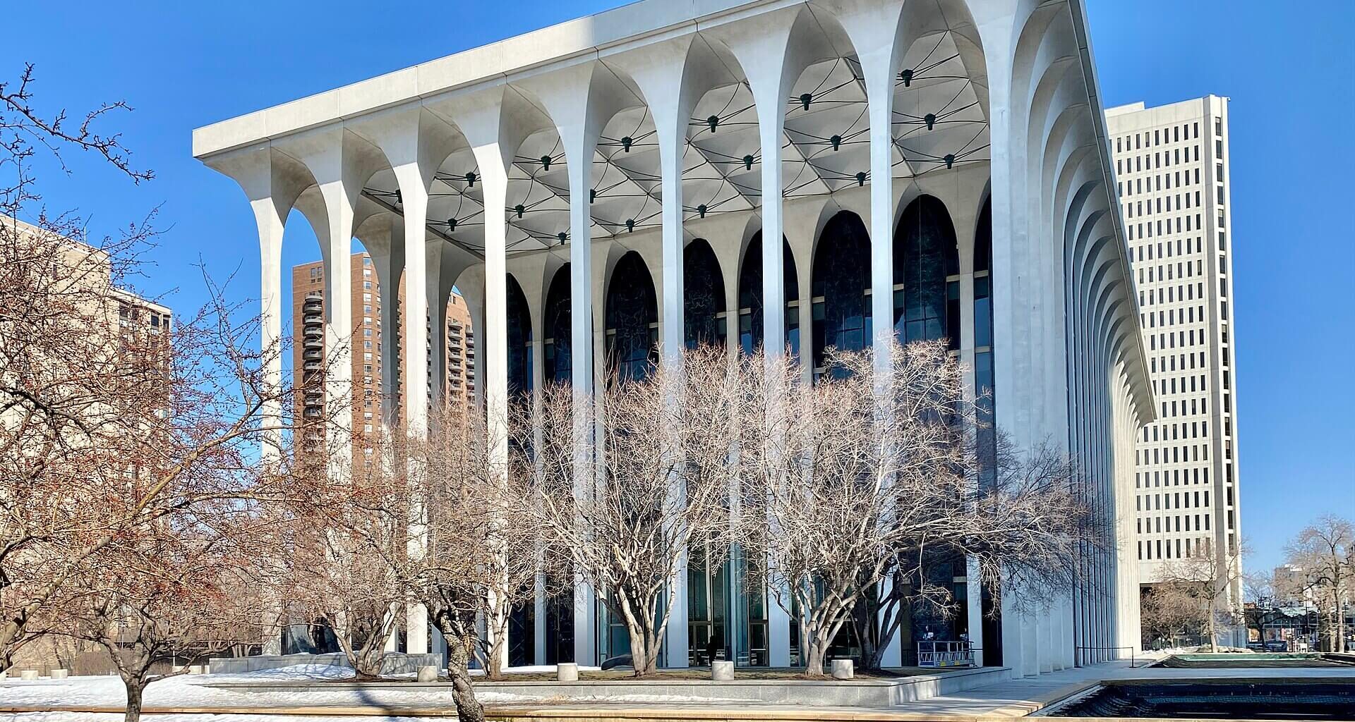 A Minoru Yamasaki–designed office building in Minneapolis will become a hotel