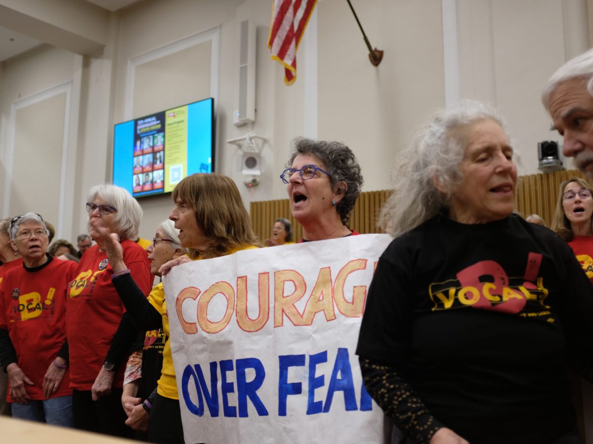 Hundreds gather at Statehouse to advocate for immigrant legislation