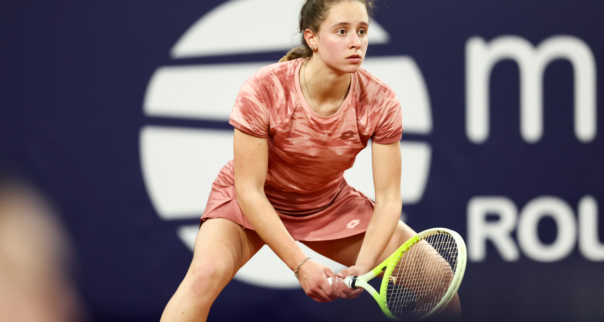 On WTA debut, Ukrainian teenager Podrez routs Stephens in Rouen opener - WTA Tennis