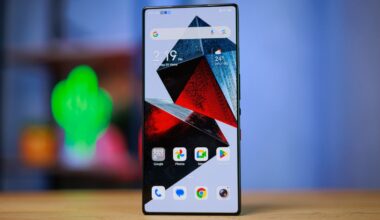 Remember how fast notches took off? Samsung and Apple are about to usher in something even more radical in a couple of years