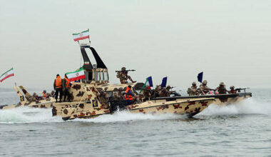 Iran's Revolutionalry Guards 'mosquito fleet' is a serious threat in the Strait of Ho