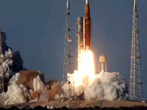 Artemis II crew clears Earth's orbit as it heads to moon — The Indian Panorama