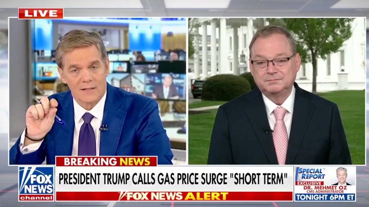 Fox News Host Cuts Off Trump's Economy Director