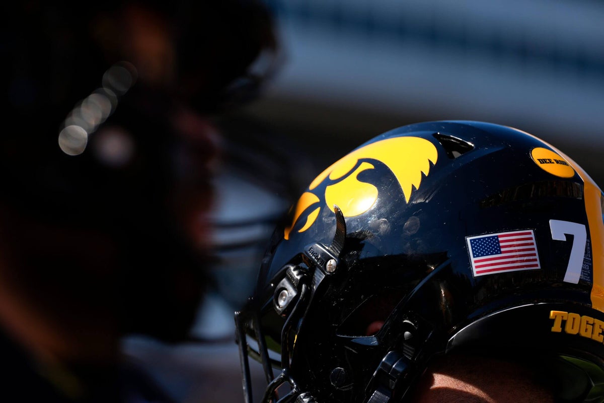Iowa football to vacate 4 wins from 2023 season due to tampering violations