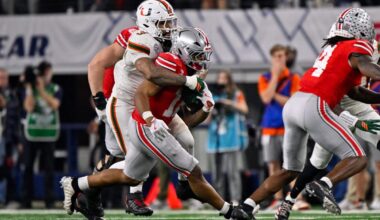 Los Angeles Chargers select Miami’s Akheem Mesidor with No. 22 pick in 2026 NFL Draft