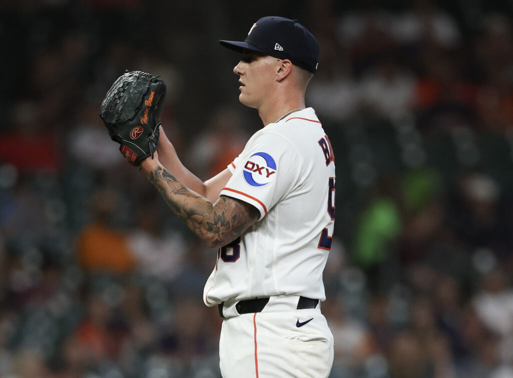 Astros Notes: Brown, Hader, Bullpen