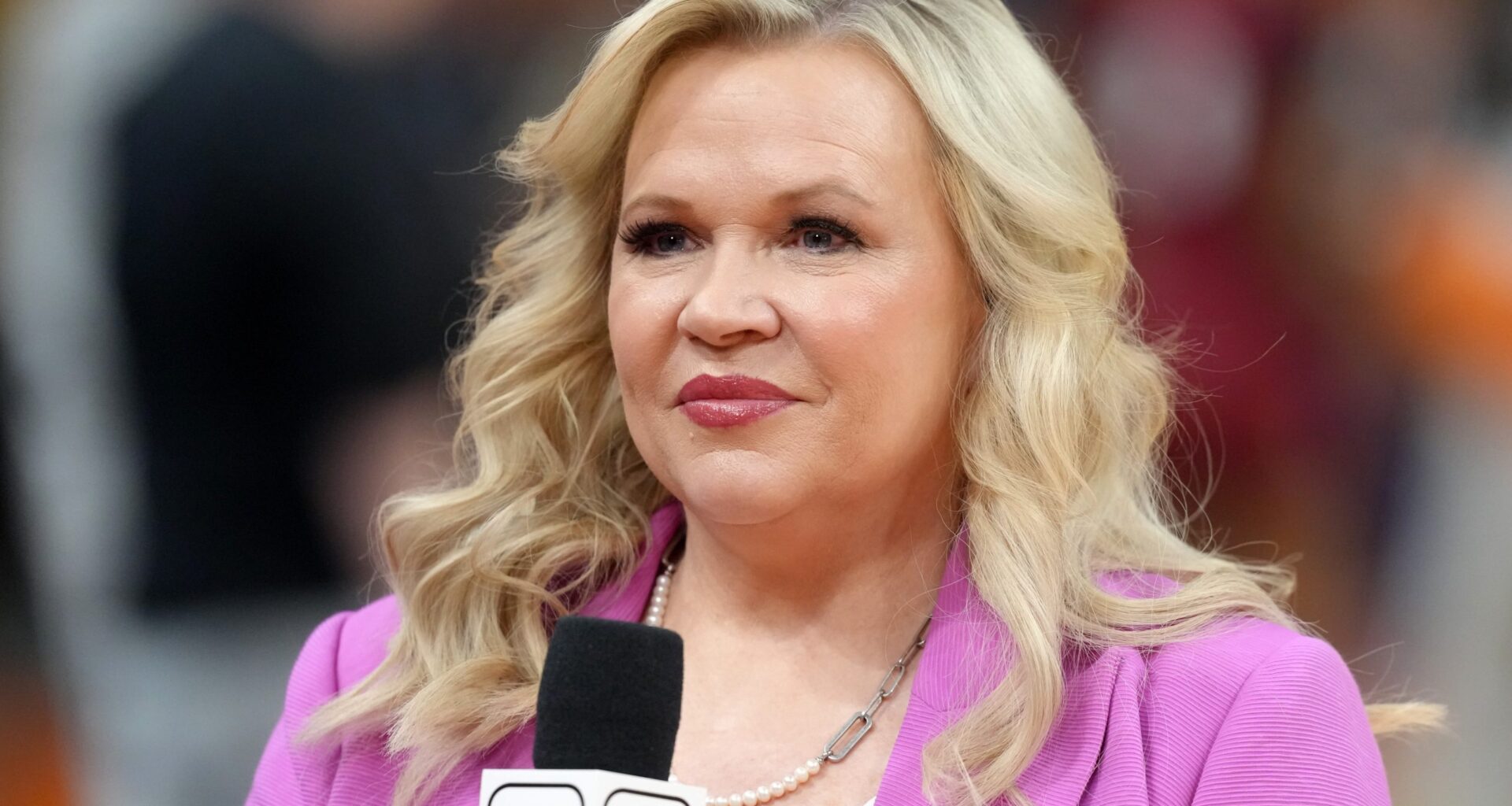 Holly Rowe deletes post ripping Tennessee athletic director Danny White