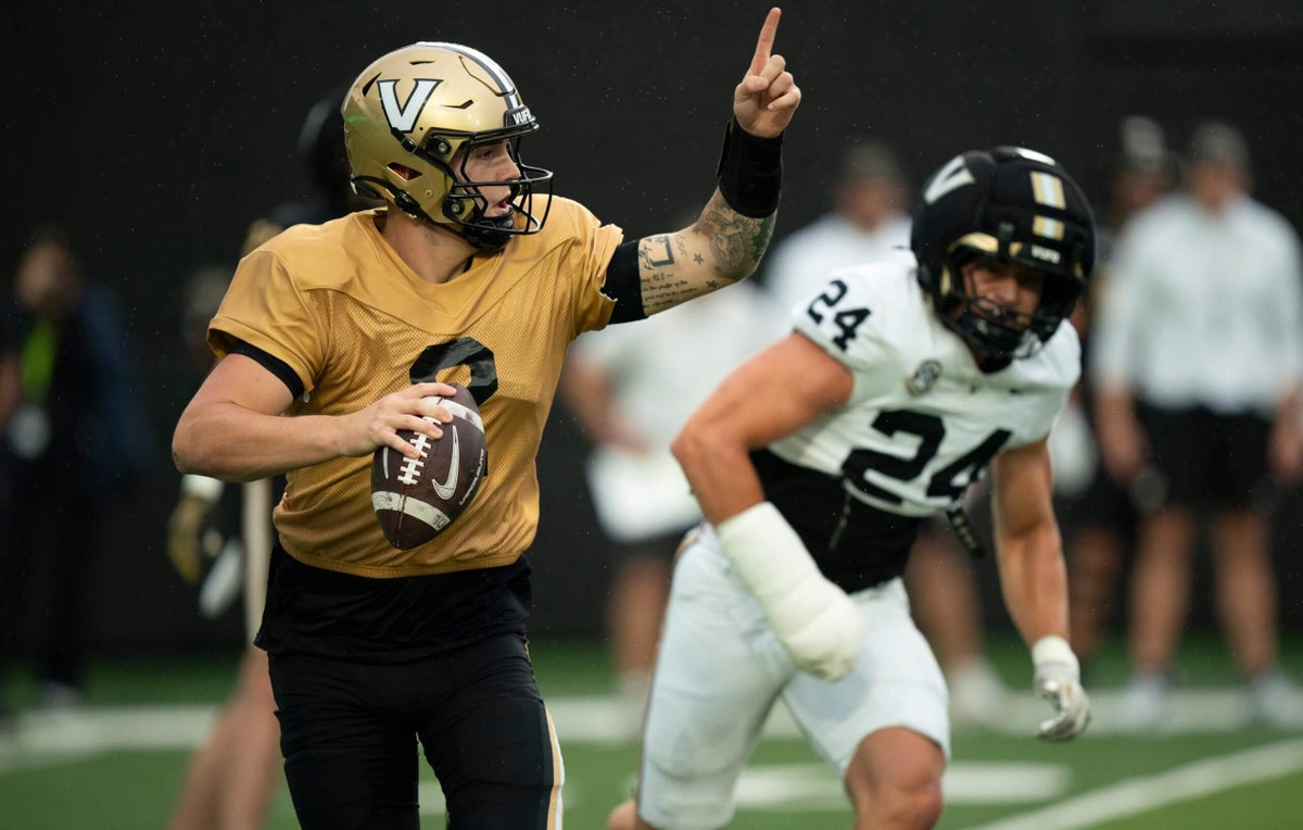 Five-star Jared Curtis has arrived at Vanderbilt … but might not play right away
