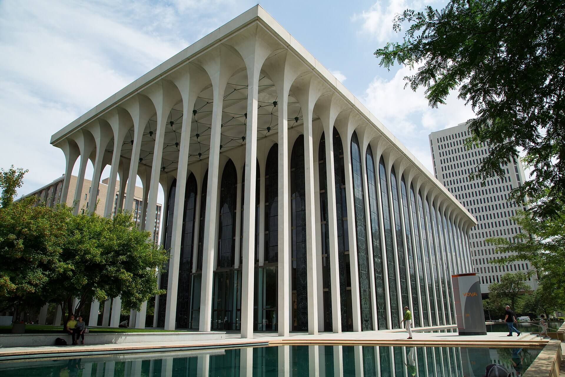 Minoru Yamasaki's Northwestern National Life Building in Minneapolis reflected in one of its paired ground-level pools
