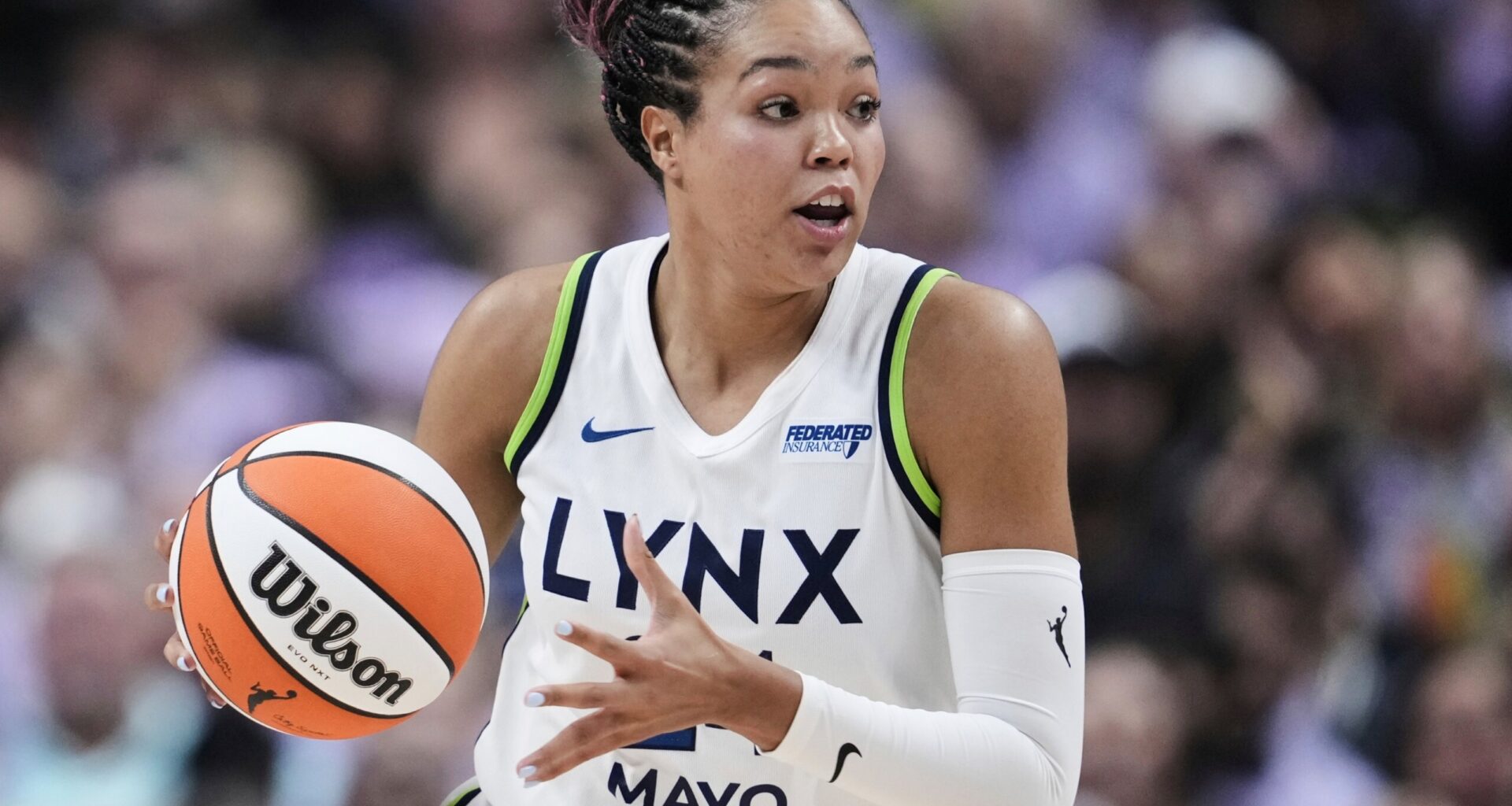 Lynx re-sign 5-time All-Star forward Napheesa Collier