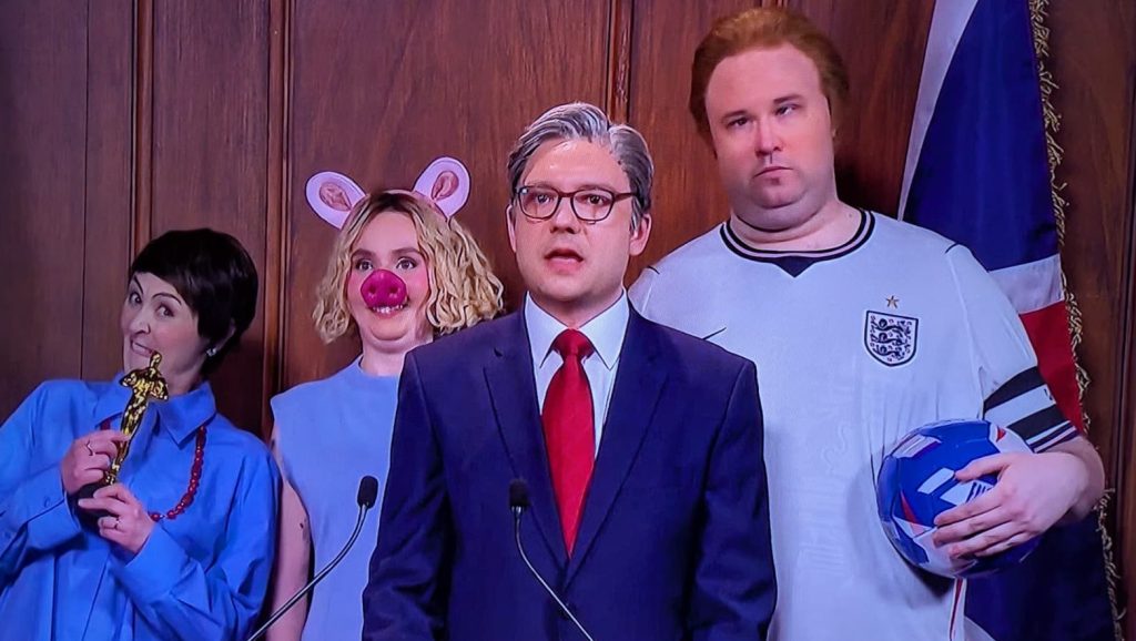 Keir Starmer Speaks With Olivia Colman & Peppa Pig
