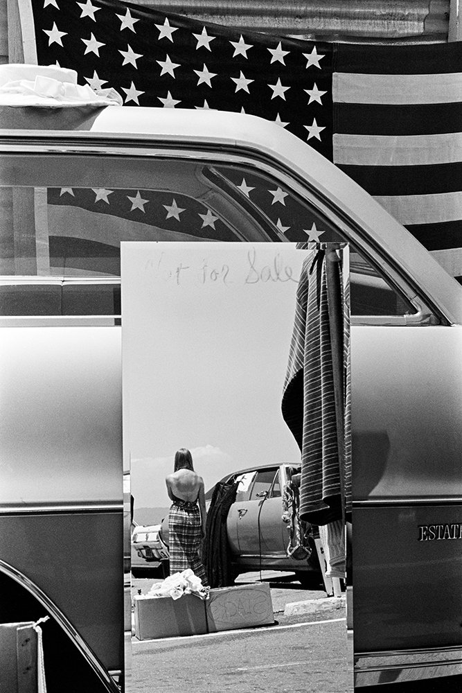 XLMP015 Girl in Mirror, 1972, Mimi Plumb photo