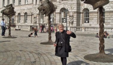Leslie MacWeeney Dobbs in London.