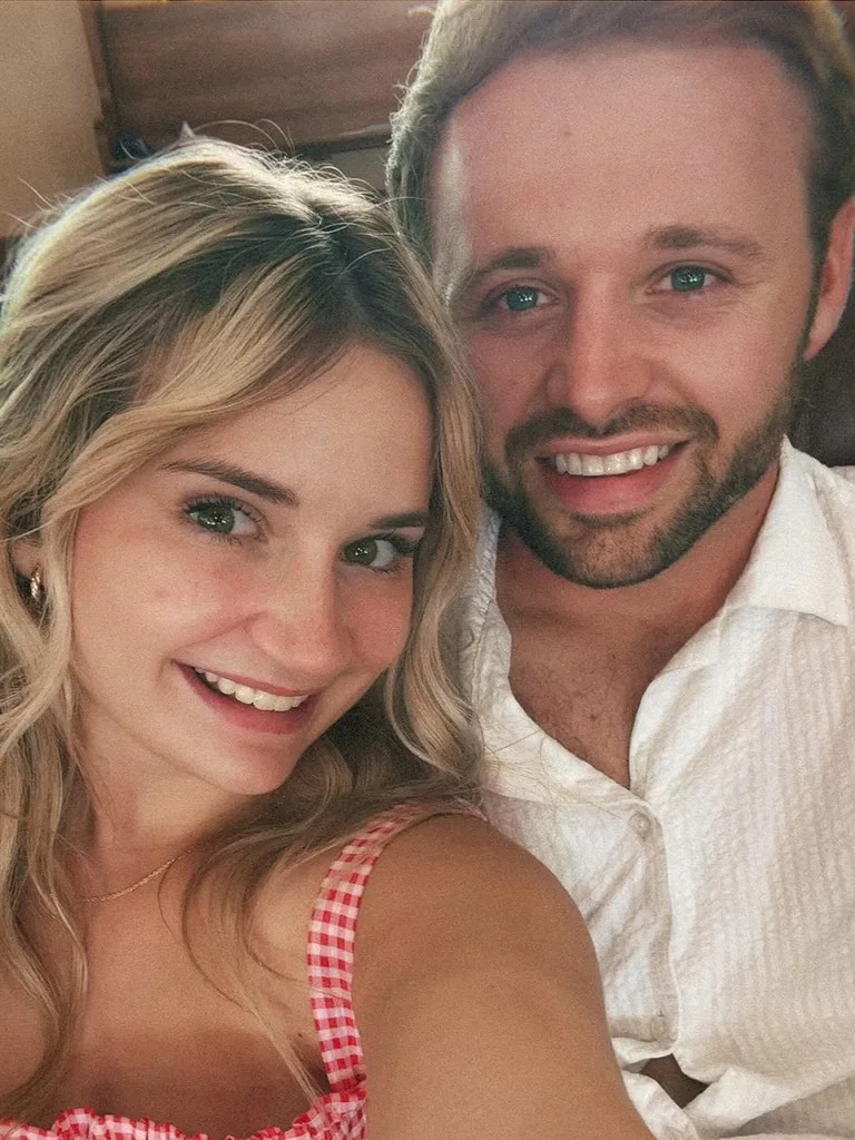 <p>Jason Duggar & Maddie Duggar</p>