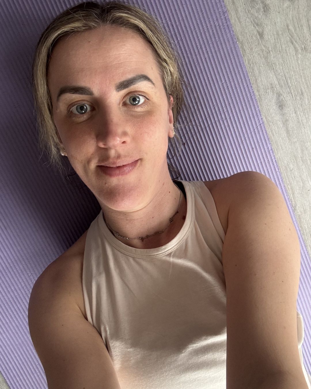 Health freelancer Rebecca Lawton trying Pilates heel taps every day