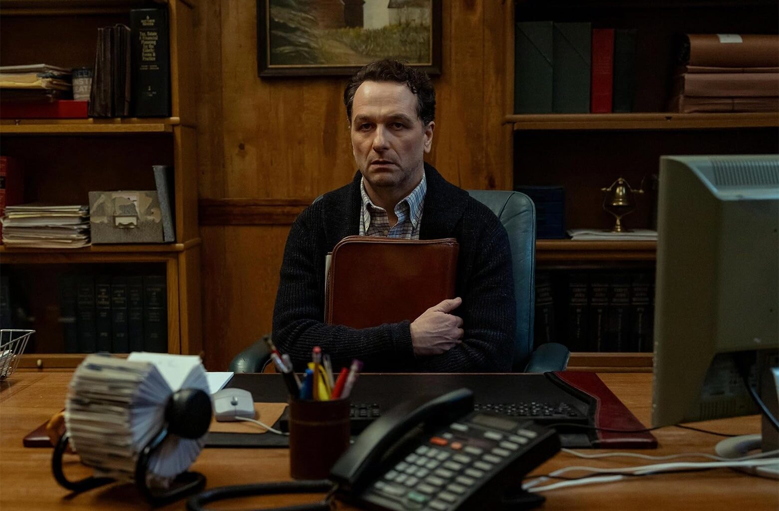 Matthew Rhys’ new Apple show homages—and spoofs—Stephen King.