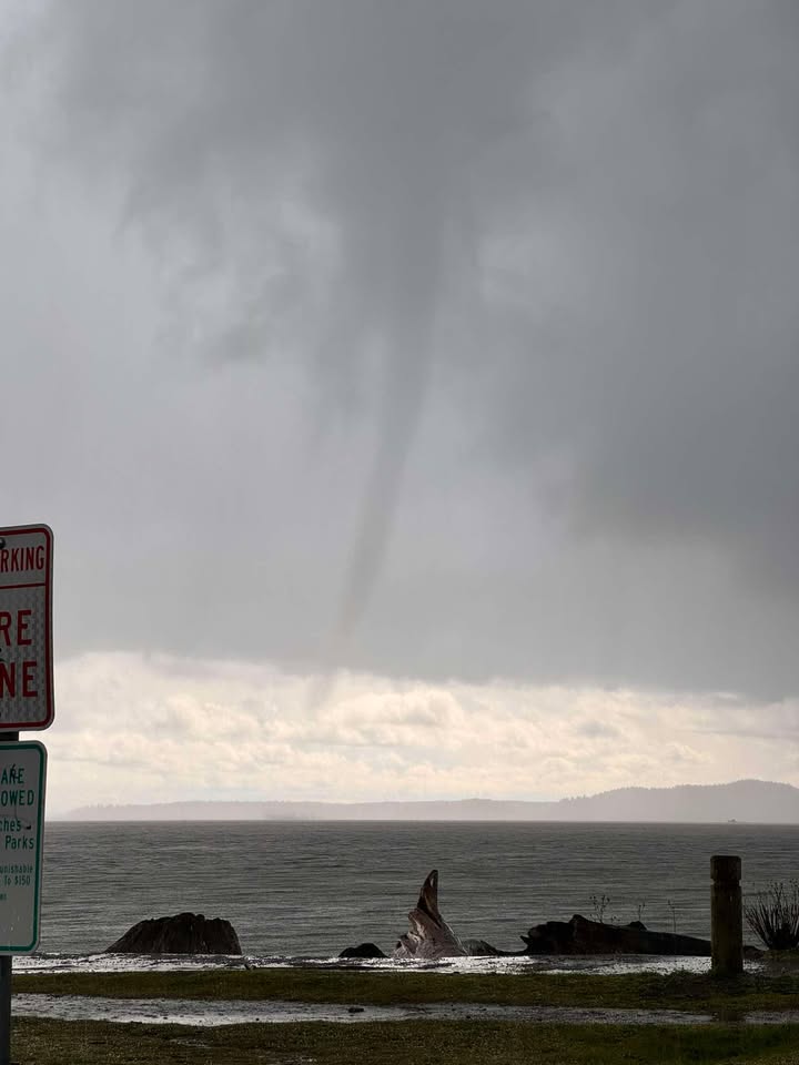 Waterspout in Seattle